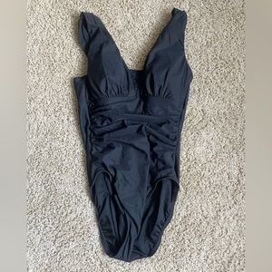Lands End Tummy Control One Piece, Size 4